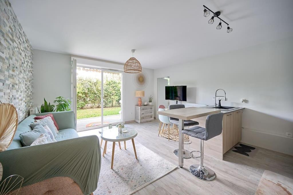 Le Cocon Boheme Chic Apartment ซัคทรูวิลล์ ภายนอก รูปภาพ
